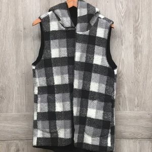 Black White Gray Buffalo Plaid Vest BB721